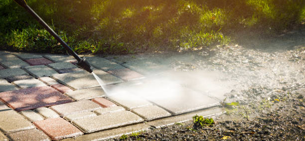 Best Playground Equipment Cleaning  in East Rancho Dominguez, CA